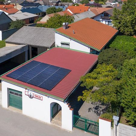 Pension Lang Sankt Andrä bei Frauenkirchen Esterno foto