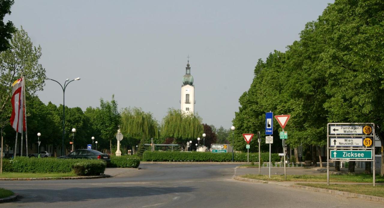 Pension Lang Sankt Andrä bei Frauenkirchen Esterno foto